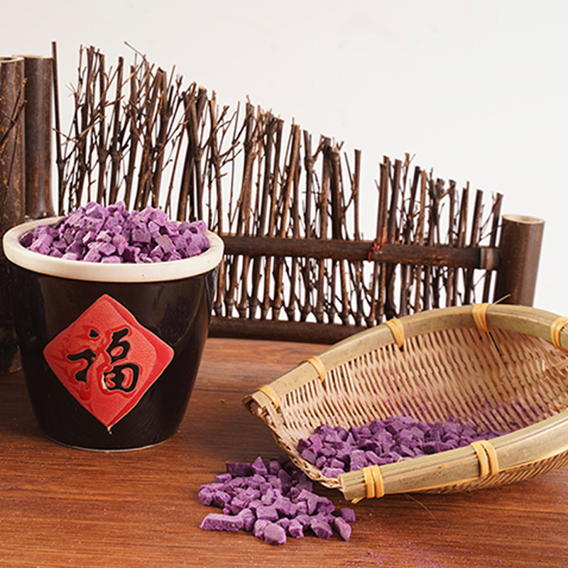 Cartof dulce purpuriu uscat de îngheț